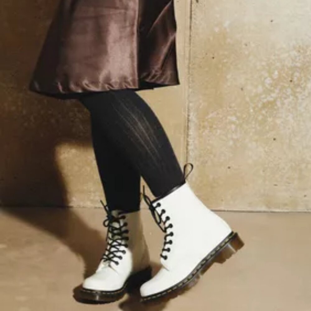 Dr. Marten's 1460 WOMEN'S Smooth Leather Lace Up Boots